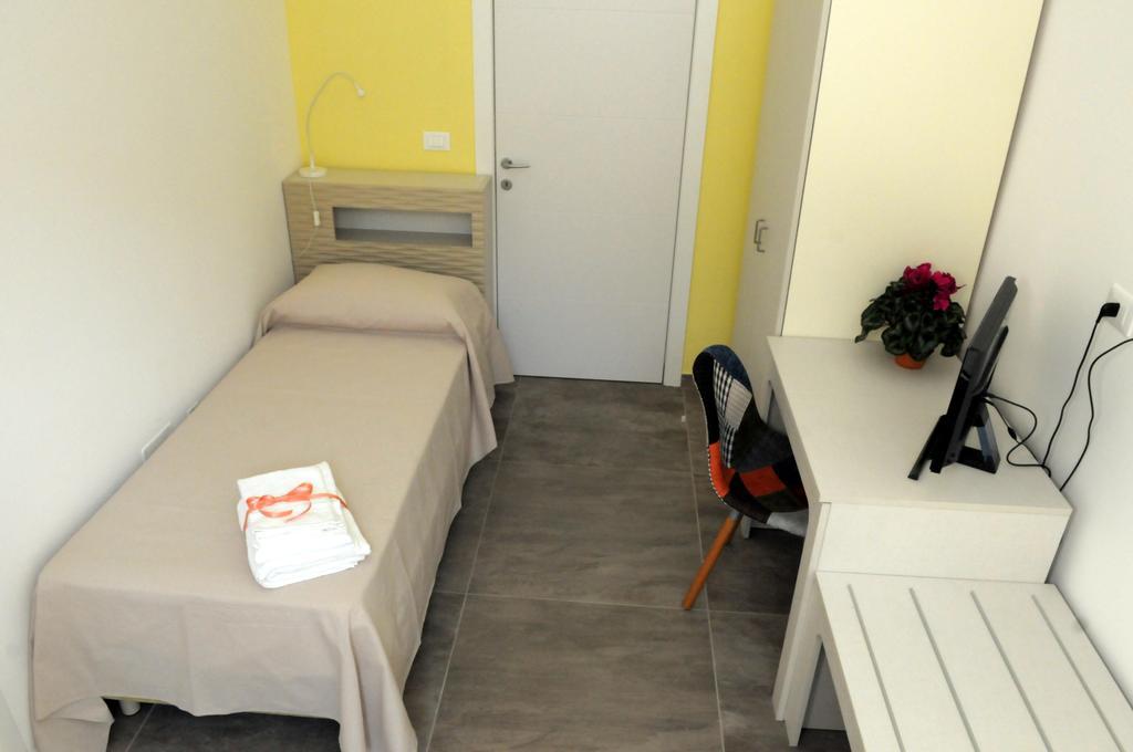 Della Torre Rooms Lecce Exterior photo