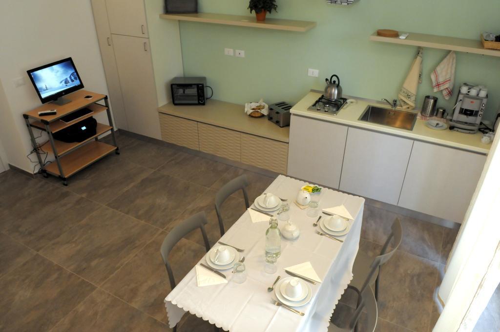 Della Torre Rooms Lecce Exterior photo